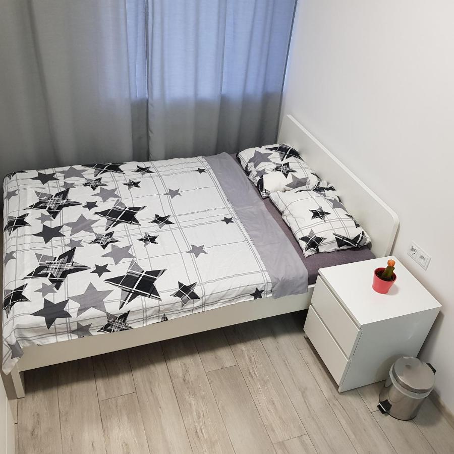 Mirrorroom Pl Downtown Варшава Экстерьер фото