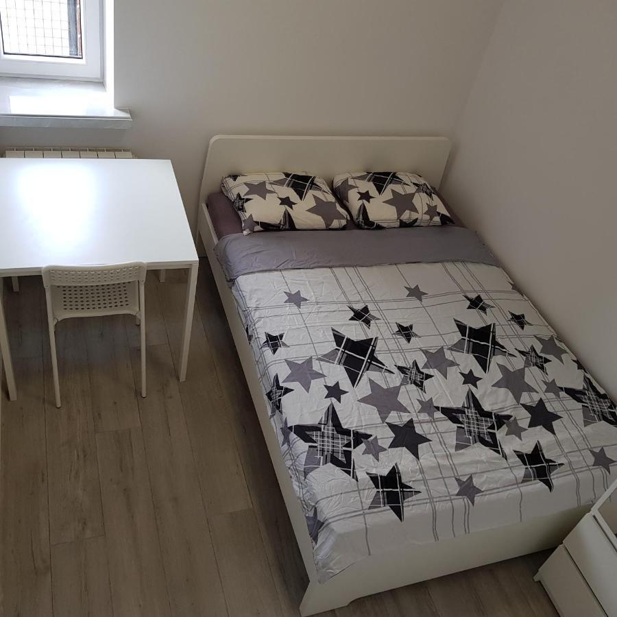 Mirrorroom Pl Downtown Варшава Экстерьер фото