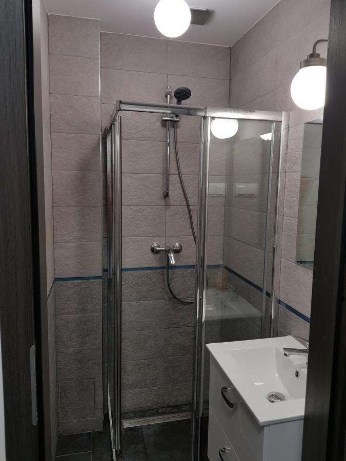 Mirrorroom Pl Downtown Варшава Экстерьер фото